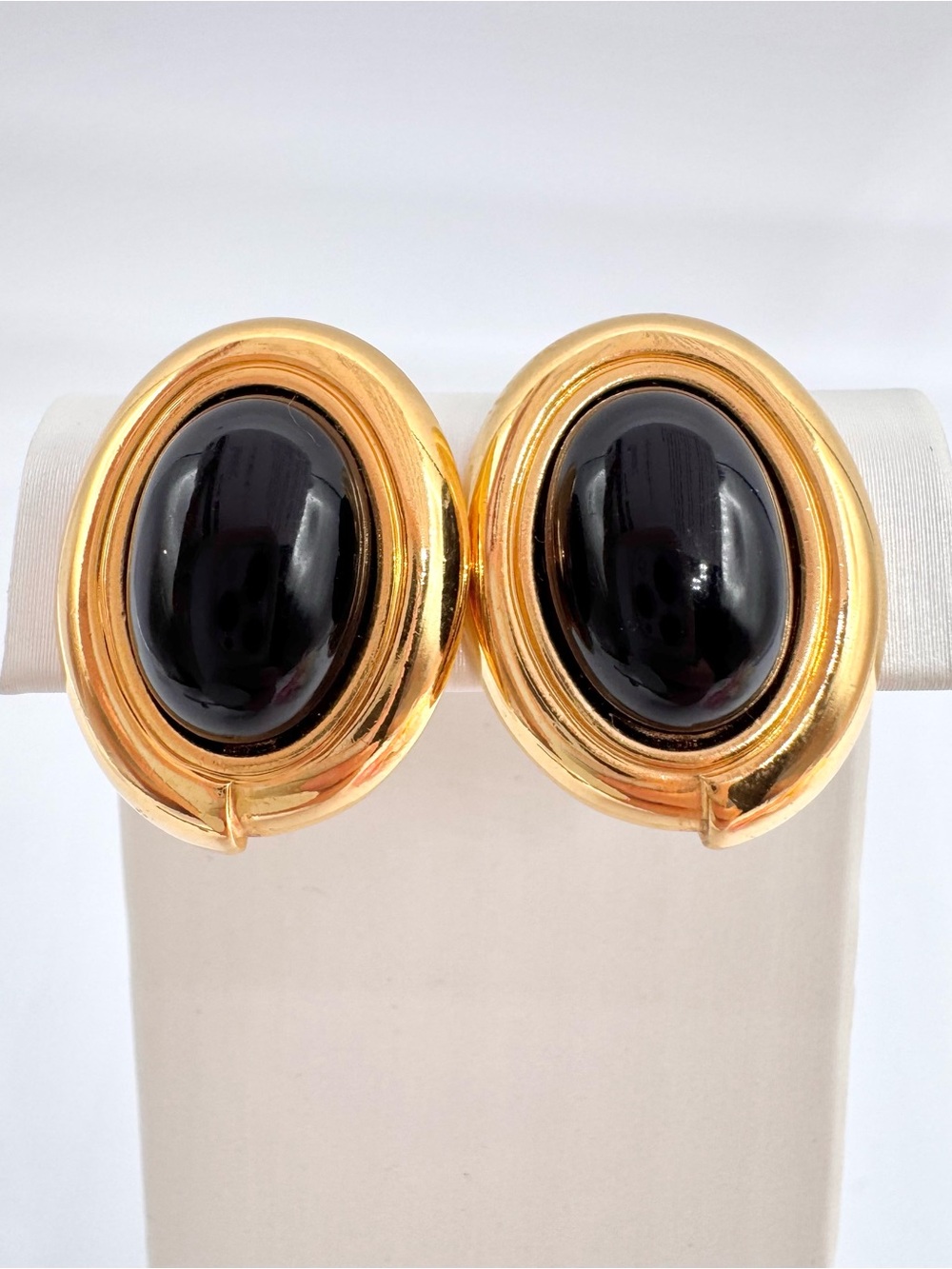 Vintage Monet Black Cabochon Oval Stud Earrings 90s Chic Classic Sophisticated